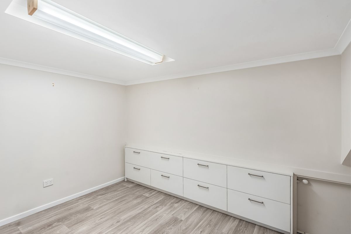 16 Eden Place, Girards Hill