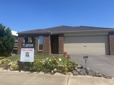 10 Blaze Terrace, Tarneit