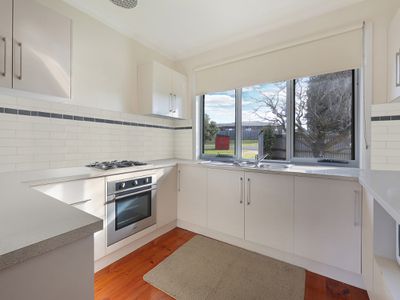 4 Derby Street, Warrnambool