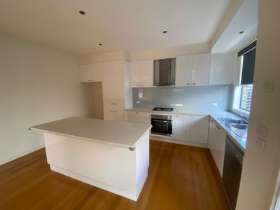 3 / 1 Watson Street, Macleod