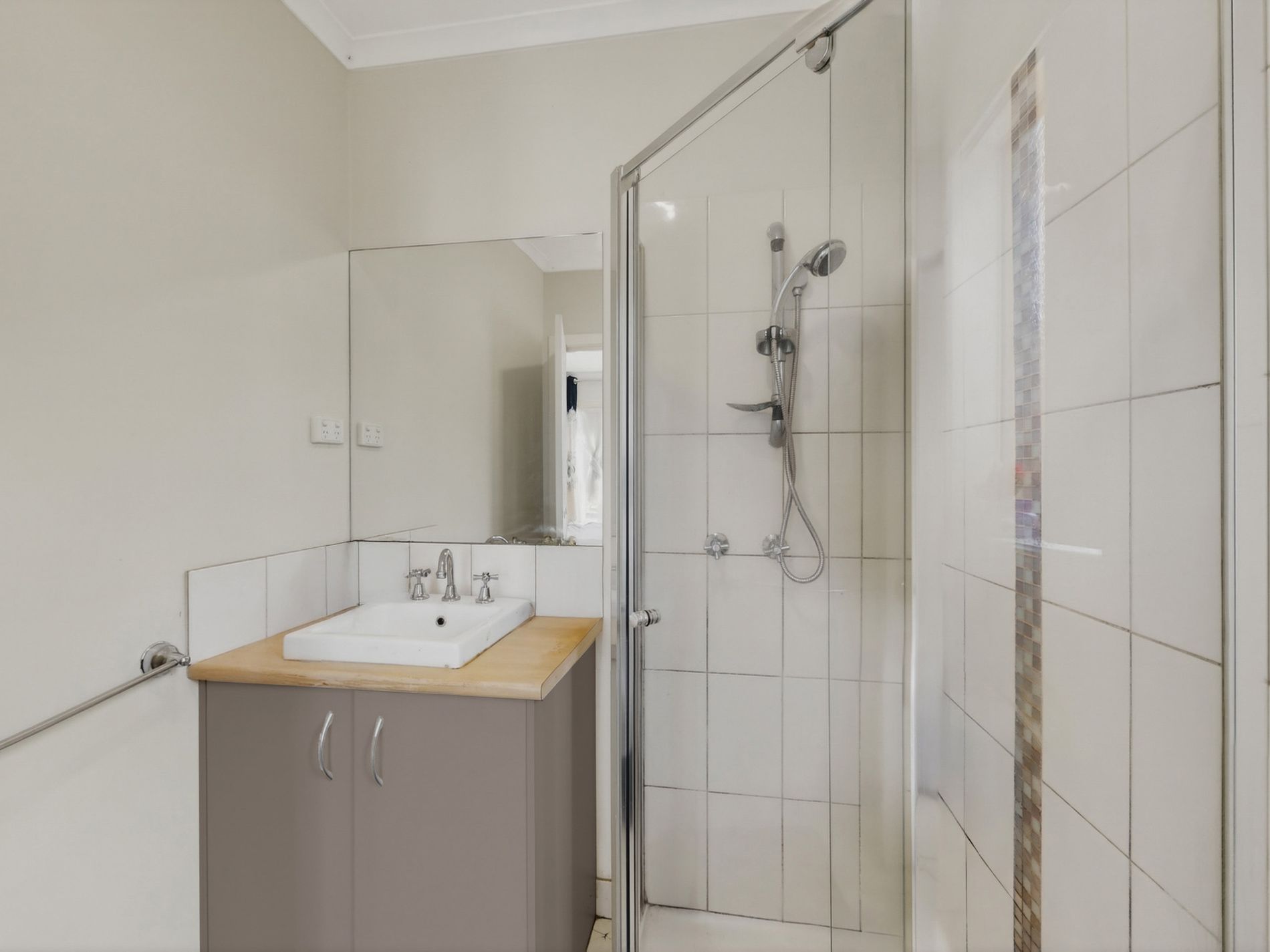 8 Light Fingers Street, Kurunjang