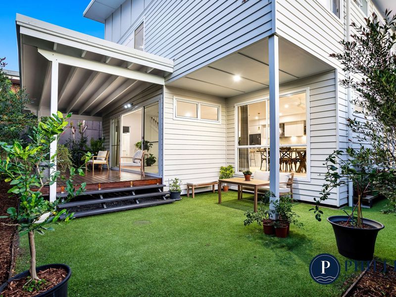 2 / 19 Killowill Avenue, Paradise Point