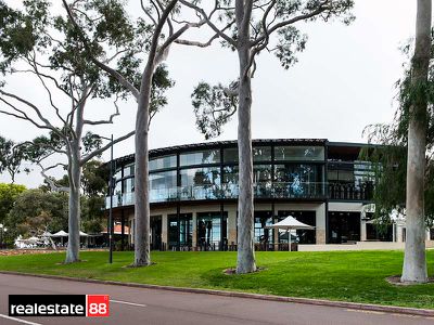 22 / 132 Mounts Bay Road, Perth