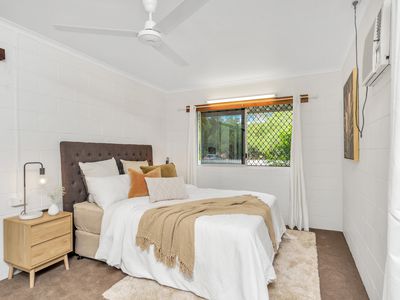 138 Dillon Street, Westcourt