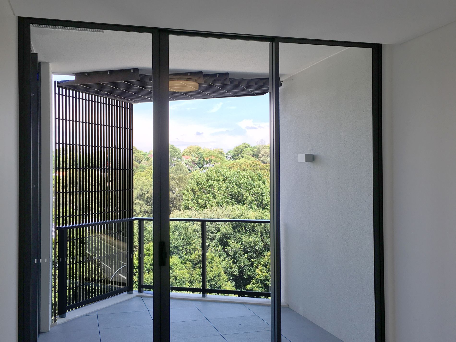 1402 / 1 Scotsman Street, Forest Lodge