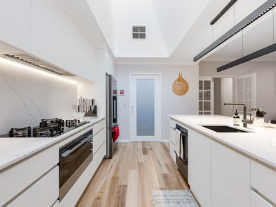 29 Kanji Loop, Atwell
