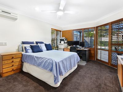 3 Charolais Crescent, Benowa