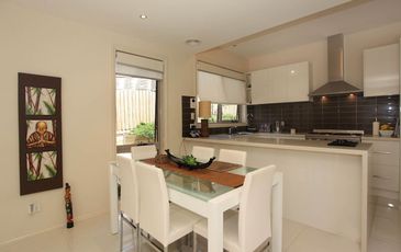 2 / 4A Buchanan Road, Berwick