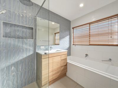 13 Cambridge Drive, Alexandra Hills