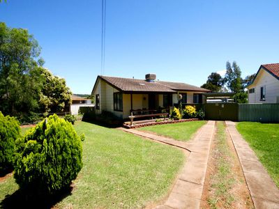 44 JAEGER AVE, Gunnedah