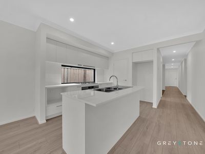 32 Crotone Avenue, Deanside