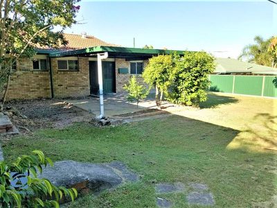 11 Kingsley Street, Rochedale South