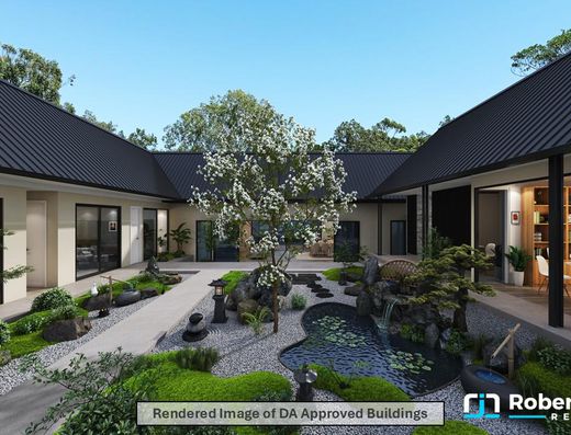 A Once-in-a-Lifetime Old Tewantin Acreage Opportunity image 9