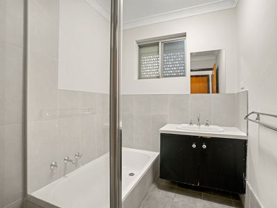 6 Breaden Drive, Cooloongup