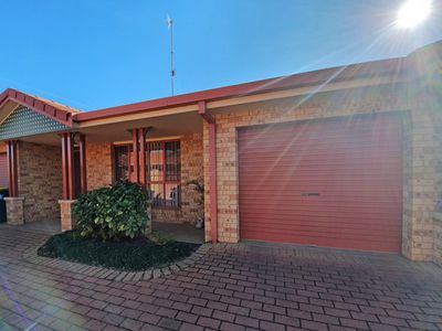 5 / 6-8 Sturt Circle, Dubbo
