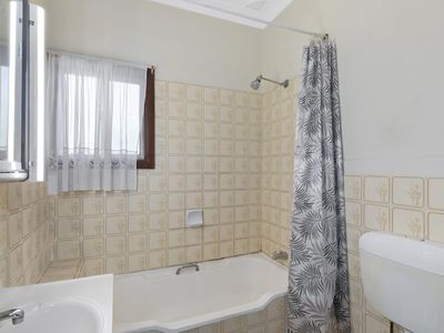 18 Sutton Avenue, Long Jetty