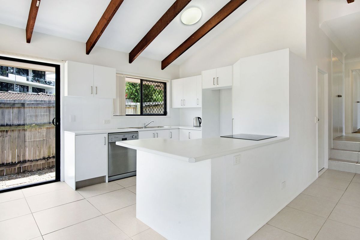 1 / 57 Numeralla Avenue, Ashmore