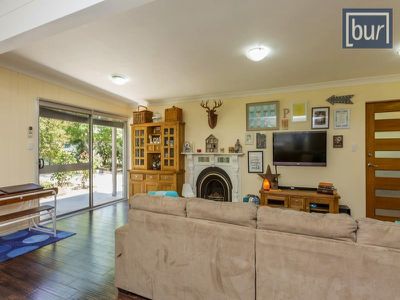 11 Ready Street, Rutherglen