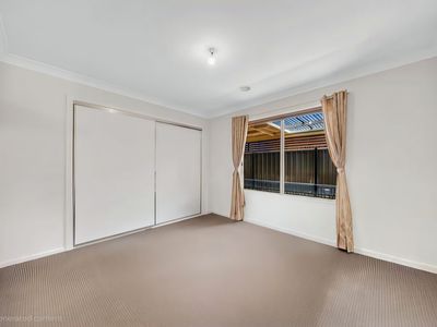 13  Cadell Ave, Tarneit