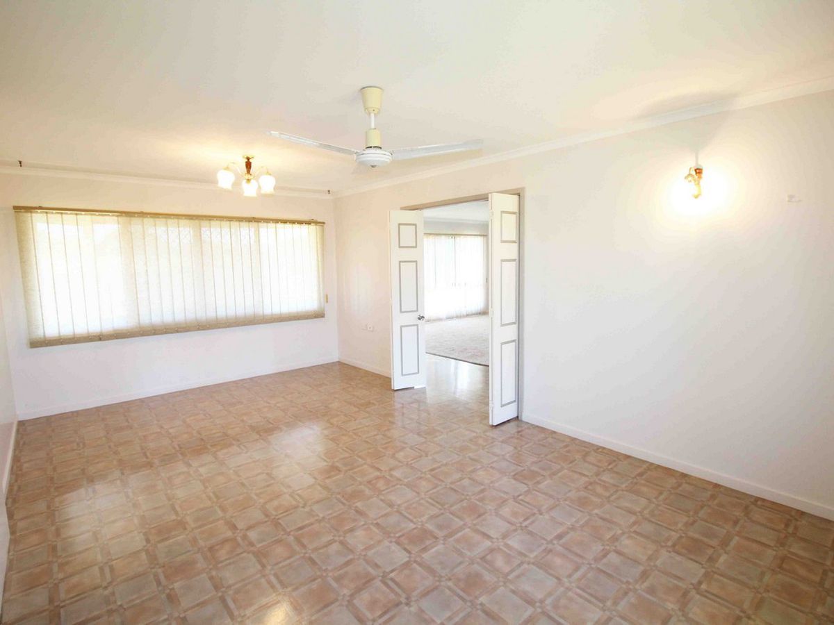 17 Leinster Street, Atherton