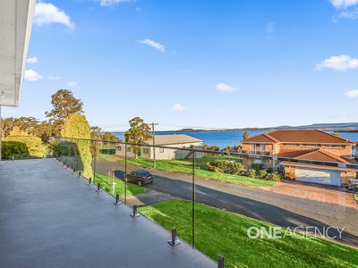 8 Rushton Drive, Kanahooka