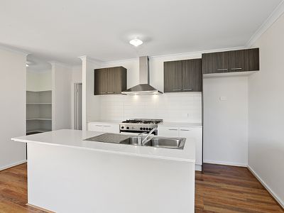 154 Batten Road, Armstrong Creek