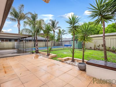 20 Warburton Drive, Woodcroft