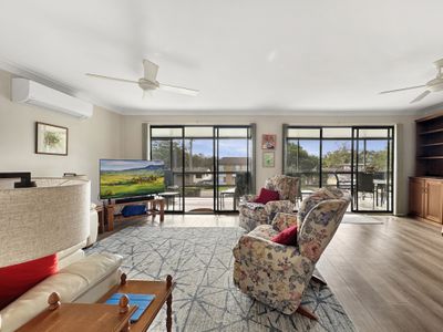 73 King Albert Avenue, Tanilba Bay