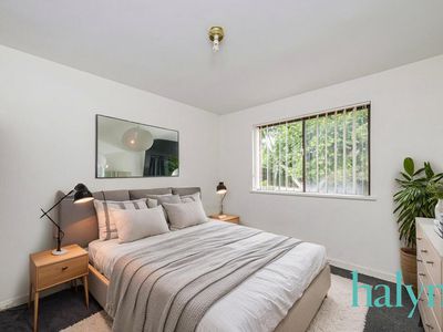 9 / 46 King George Street, Victoria Park