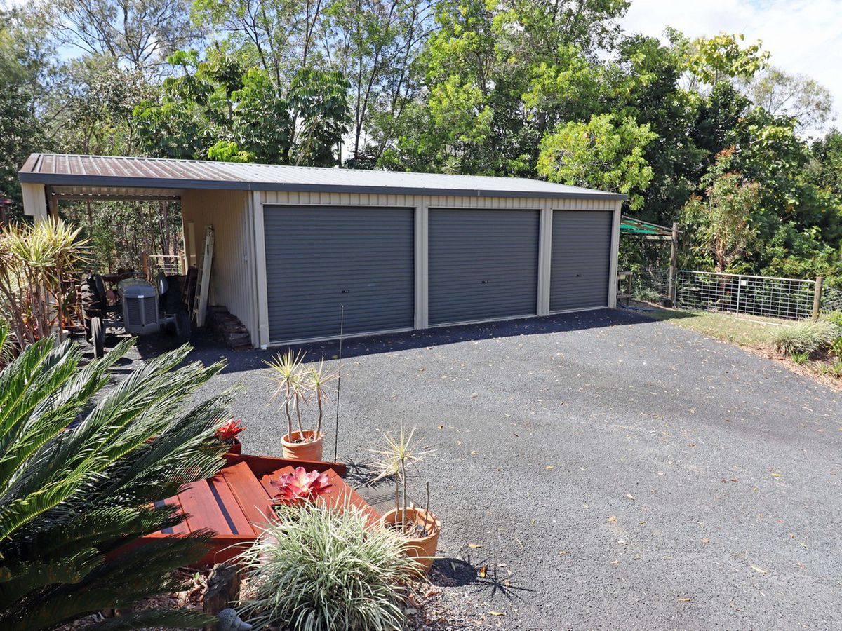 8 Eden Drive, Tinaroo