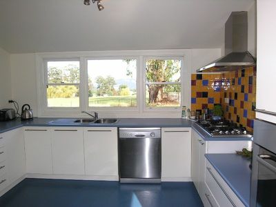 8239 Channel Highway, Cradoc