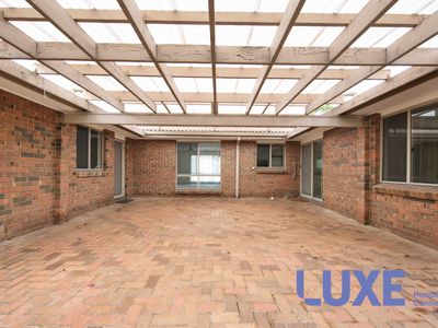 42 Woodfull Loop, Gordon