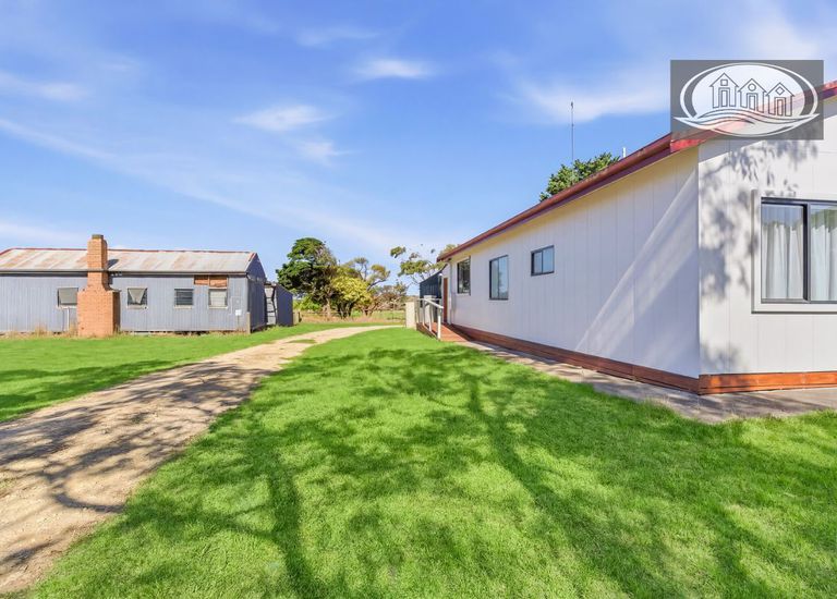 138 Oakleys Road, Portland