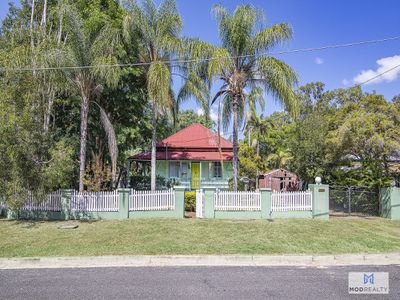 92 William Street West, Coalfalls