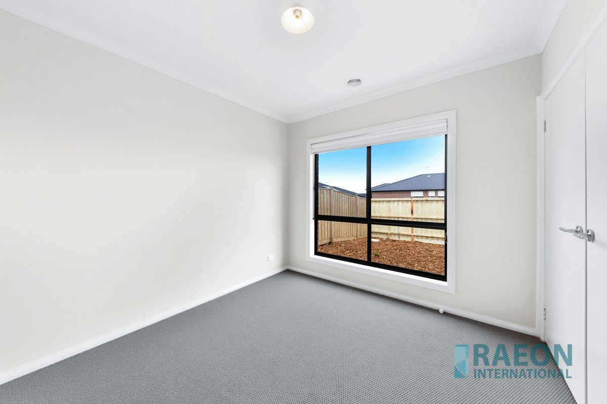 62 Welcome Parade, Wyndham Vale