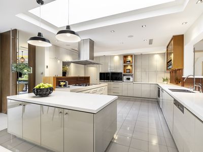 6 Gilmour Close, Glenhaven