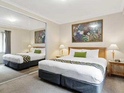 48 / 118 Mounts Bay Road, Perth