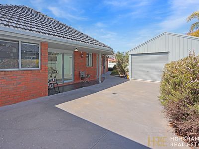 15 Fisher Square, Horsham