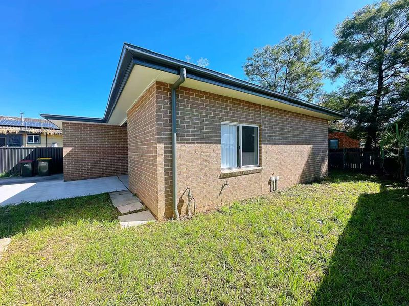 6A Scribbly Place, Macquarie Fields