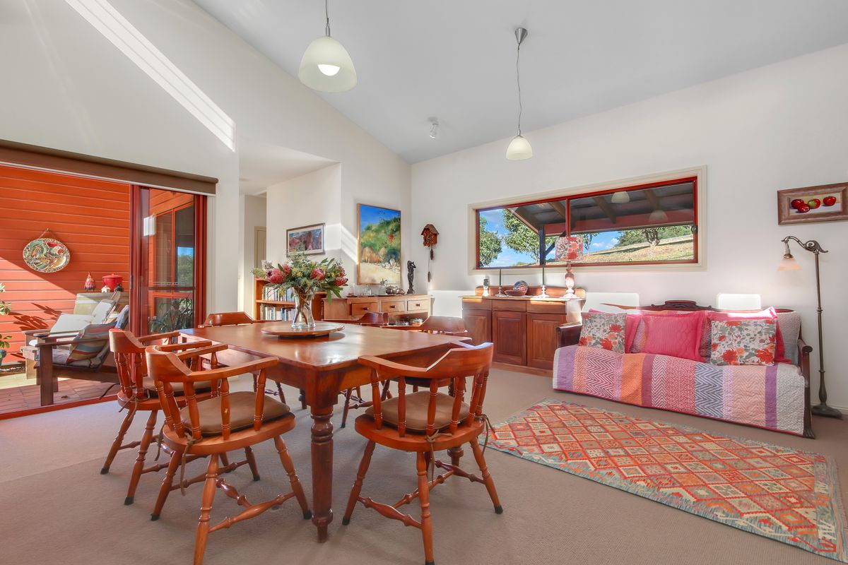 83 Rainforest Parkway, Narooma