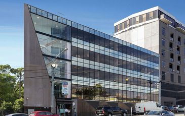 26/70 Racecourse Road, North Melbourne