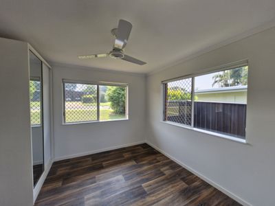 7 Armstrong Street, Atherton