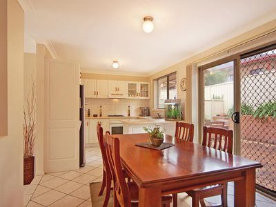 2 / 13 Eucumbene Avenue, Flinders