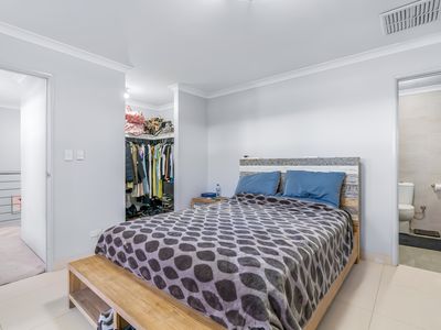 4 / 19 George Street, Belmont