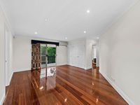 360 London Road, Belmont