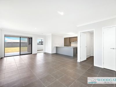 1 / 15 Oystercatcher St, Woodgate