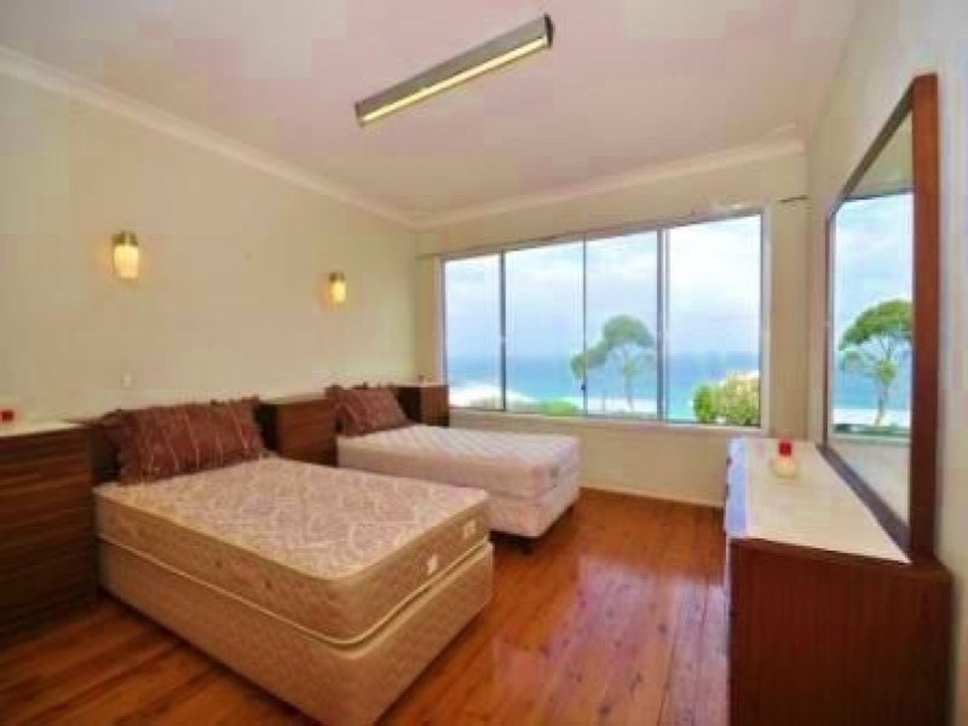 135 Mitchell Parade, Mollymook Beach