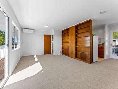 2/63 Ocean View Road, Hillcrest