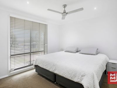 230 Princes Highway, Albion Park Rail
