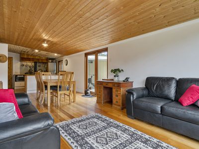 50 Cairns Road, Surges Bay